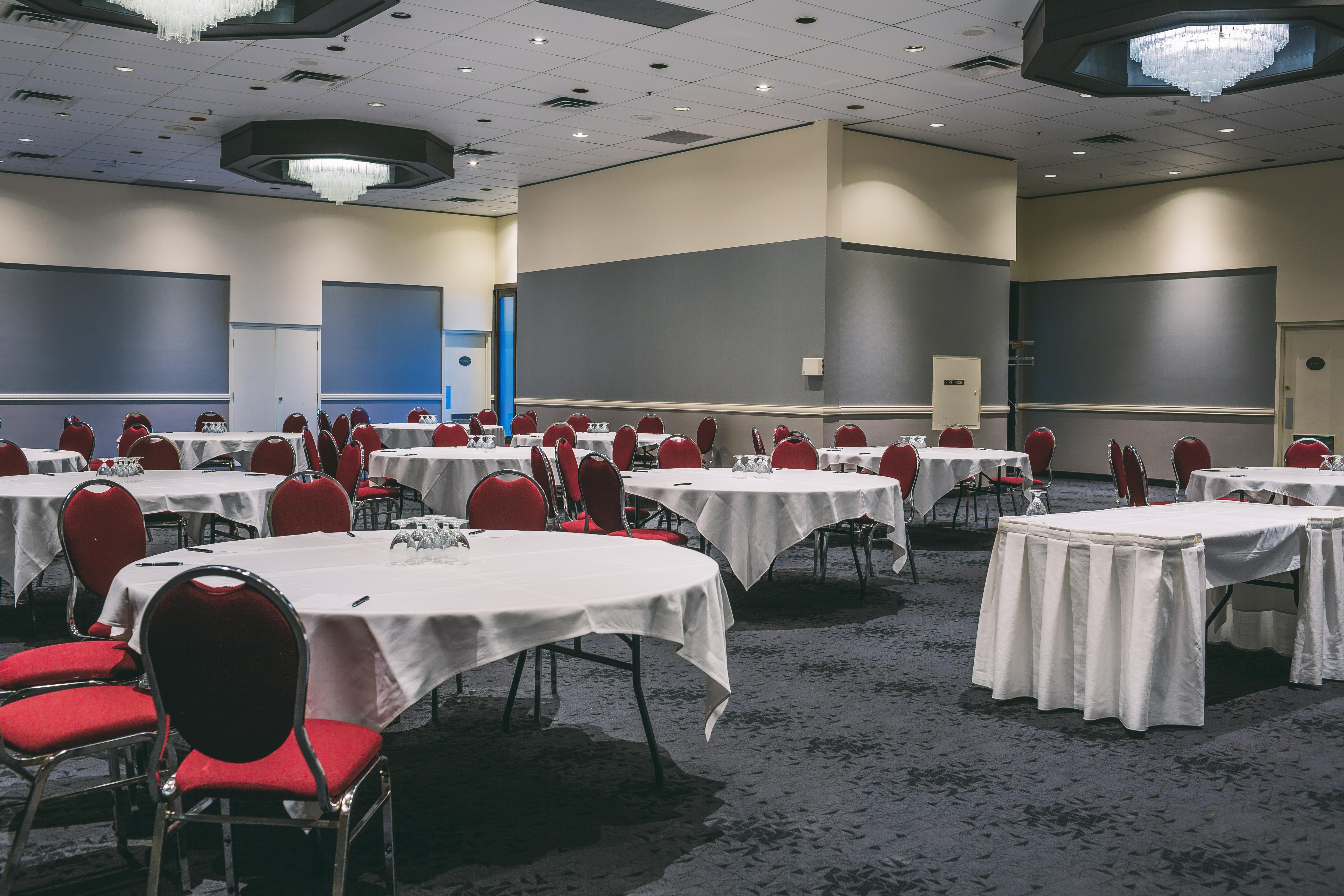 Hotel Blackfoot Calgary Extérieur photo