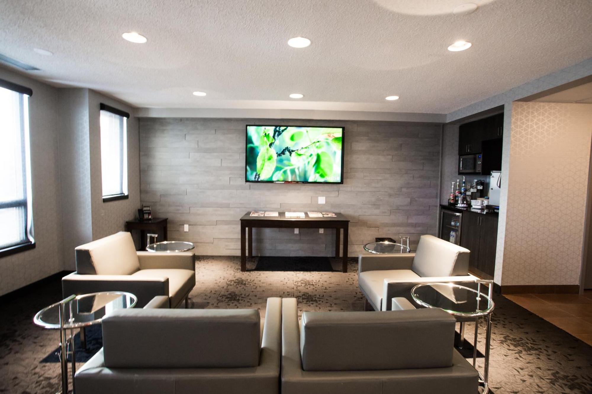 Hotel Blackfoot Calgary Extérieur photo