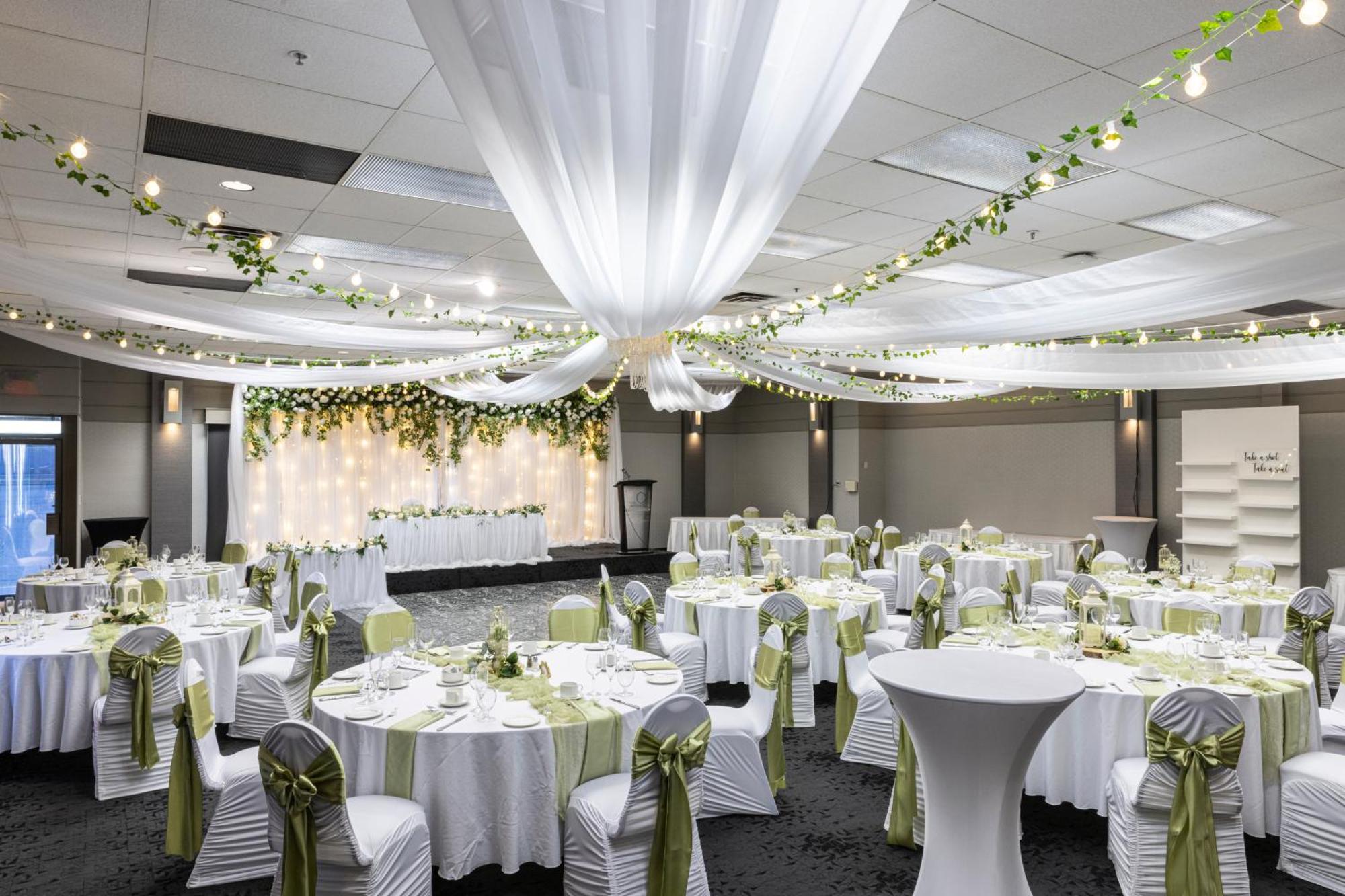 Hotel Blackfoot Calgary Extérieur photo